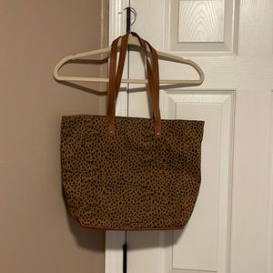 Universal Threads Animal print tote bag.